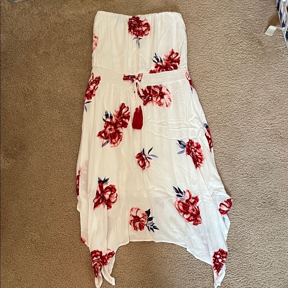 Xhilaration White Strapless Dress